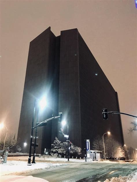 Richard Bolling Federal Building in downtown Kansas City | Building, Downtown, Skyscraper