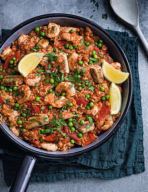 Chicken chipolata & prawn jambalaya | Healthy Recipe | WW UK