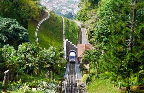 Penang Hill. Leuke attractie met uitkijkpunten in het hart van Penang.