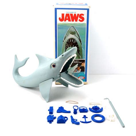 Vintage "The Game of Jaws" Shark Game from Ideal (c.1975) N2 ...