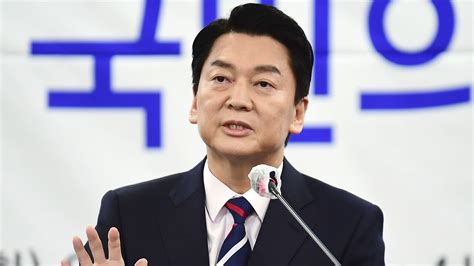 Third candidate holds key to tight South Korean presidential race ...