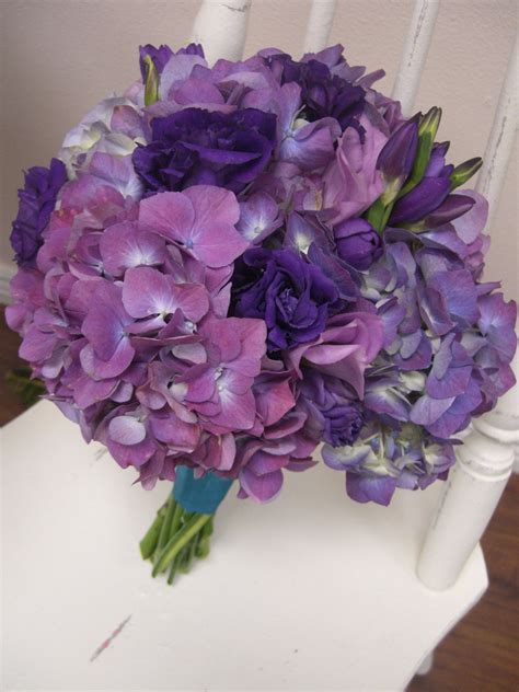 purple | Purple hydrangea bouquet, Hydrangea bouquet wedding, Purple wedding flowers