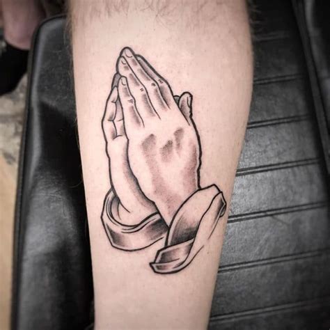 Pin by Dallas 🥵 on Tattoos | Praying hands tattoo design, Praying hands ...