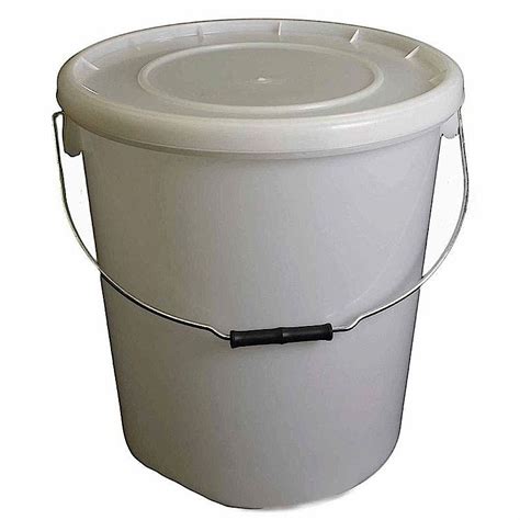 Large Plastic Buckets With Lids