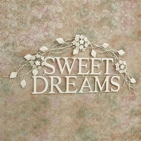 Sweet Dreams Creamy Gold Metal Word Wall Art