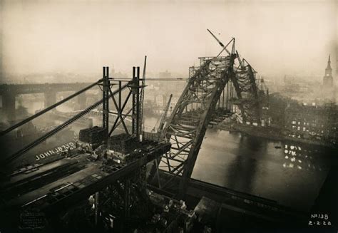 Amazing Vintage Photos of Construction of the Tyne Bridge | Vintage News Daily