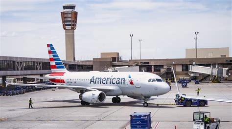 Phoenix airport runway closure could delay flights in early November