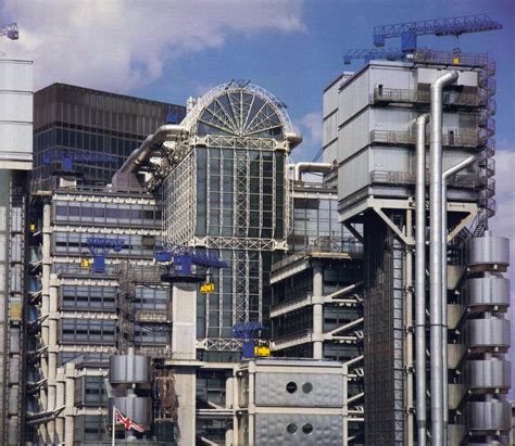 Insurance chief claims Lloyd's building has 'fundamental problem'