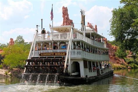 Liberty Square Riverboat #disneyworld | Disney world, River boat, Design