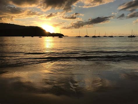 PHOTOS: Golden Sunset at Hanalei Bay - Kauai Travel Blog