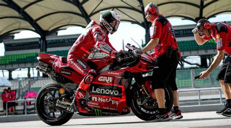 Sepang Test Analysis, Dovi is a MotoGP Legend - MotoGP Podcast