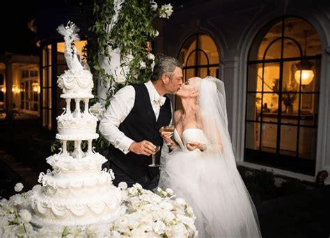 PHOTOS: See Inside Blake Shelton and Gwen Stefani's Gorgeous Oklahoma Wedding - Country Now