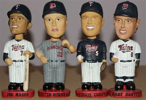 The Bobble Hunter: Minnesota Twins ST Bobblehead Set (Part 8 - Year 2008)