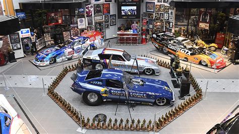 John Force Racing, PEAK host industry night ahead of 2020 season | NHRA