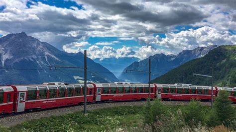 Im Bernina Express nach Tirano: Fahrplan, Tickets, Tipps | Zugreiseblog