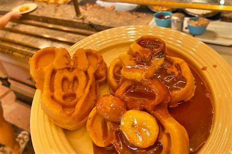 Ranking All of the Disneyland Character Dining Experiences