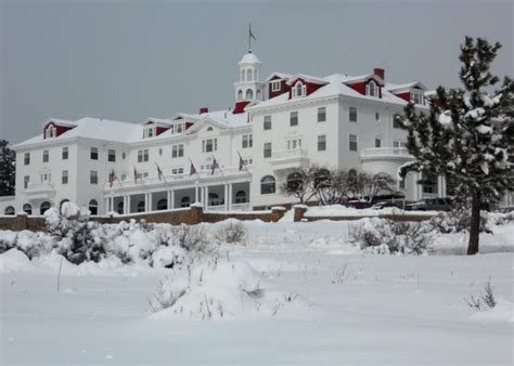 The haunted Stanley Hotel ... The true story of "The Shining" - Mundo Seriex