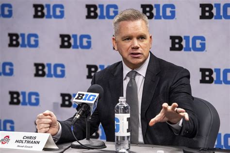 Ohio State basketball coach Chris Holtmann gets a raise and extension ...