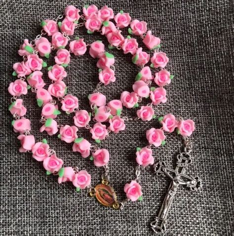 Camilla Clem: Rosaries From Flowers Reviews - Large Rosary With Red Spray Roses Casket Flowers ...