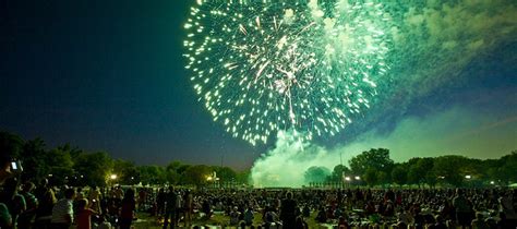 Best Spots to Watch Fourth of July Fireworks in DC | Washington.org