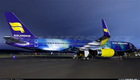 Boeing 757-256 - Icelandair | Aviation Photo #2726140 | Airliners.net