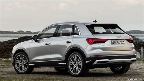 Audi Q3 | 2019MY (Color: Florett Silver) | Rear Three-Quarter