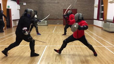 Sword & Buckler Sparring - Malcolm vs Nick - YouTube