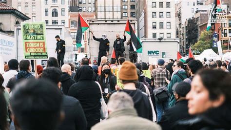 Pro-Palestinian rallies in NYC and DC interrupt crowded hubs during ...