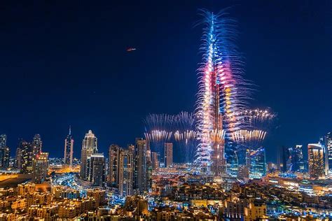 Tripadvisor | Silvesterparty 2023 bei der Dubai Canal Cruise - Sehen Sie das Feuerwerk des Burj ...