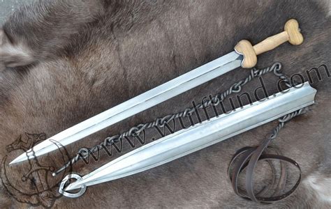 CELTIC WARRIOR'S EQUIPMENT | Celtic warriors, Ancient swords, Celtic