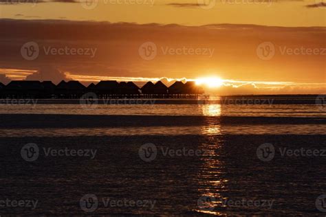 Overwater bungalow sunset in moorea french polynesia 17363158 Stock ...