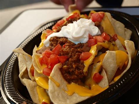 Taco Bell Nachos Supreme | Food, Taco bell, Yummy