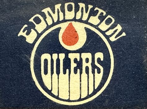 Rare Edmonton Oilers logo sourced from a 1970s promotional keychain : r ...