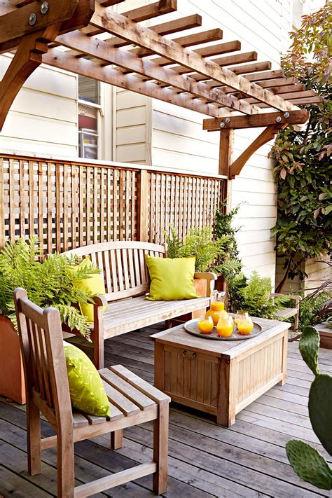 12 Small-Deck Decorating Ideas to Make the Most of Your Outdoor Space - Decor Report