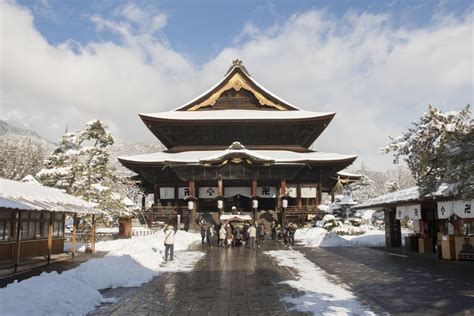 Explore One of Japan's Oldest & Most Important Buddhist Temples inc. Overnight 'Shukubo' Stays ...