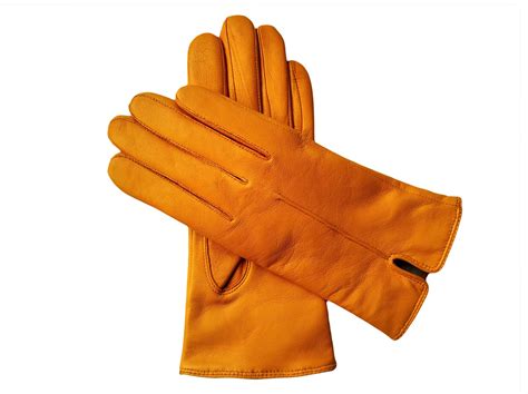 Gloves | Leather gloves women, Color trends fashion, Leather gloves