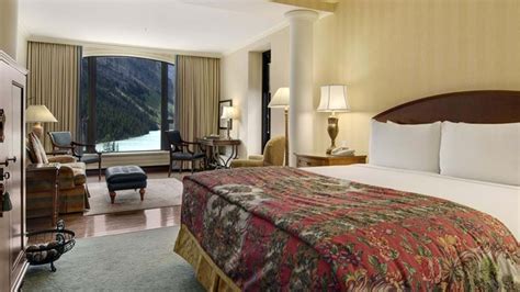 The Fairmont Chateau Lake Louise | Luxury Ski Hotels Banff | Oxford Ski