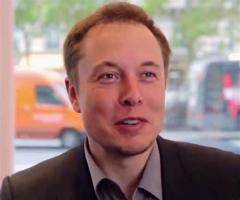 Elon Musk Biography - Facts, Childhood, Family Life & Achievements