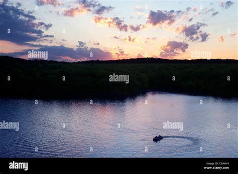 Ozarks missouri fishing hi-res stock photography and images - Alamy