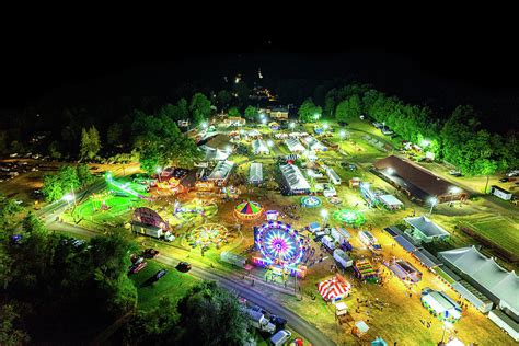 Bridgewater Fair Photograph by Thomas Allen - Pixels