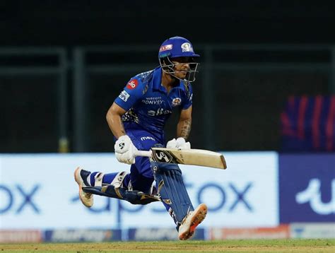 IPL 2022: “Dreadful and selfish batting,” Twitterati slam Ishan Kishan ...