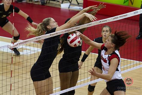 Husker Volleyball Picks Up Two Huge Road Wins - Corn Nation