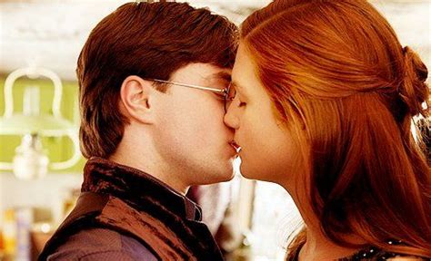 Ginny Weasley * Harry Potter Kiss | Harry potter ginny, Harry and ginny, Harry potter ginny weasley