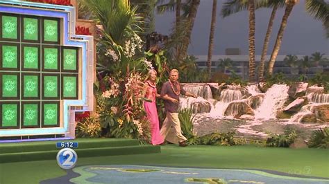 'Wheel of Fortune' returns to Hawaii for its 32nd season - YouTube