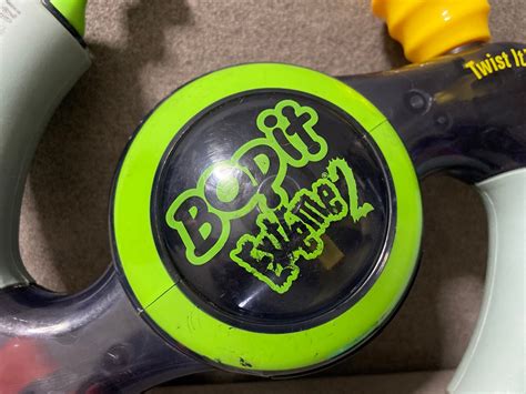 BOP IT Extreme 2 Hasbro 2002 Electronic Game bopit Handheld | Etsy