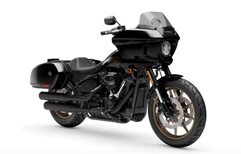 Motorrad Vergleich Harley-Davidson Touring Road Glide ST 2023 vs. Harley-Davidson Softail Low ...