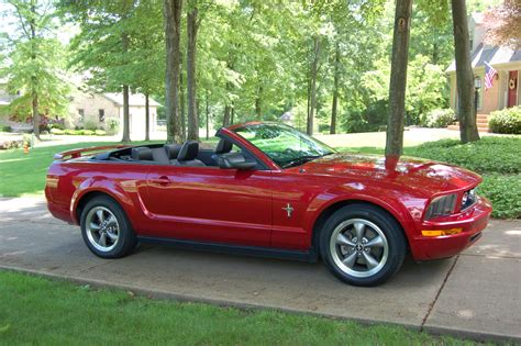 Mustangs: 2006 Mustang Convertible