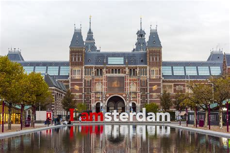 Amsterdam removes iconic ‘I Amsterdam’ sign due to overcrowding - News - The Jakarta Post