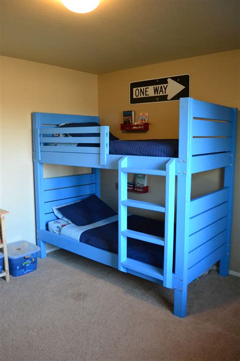 bolts - Can I use screws for attaching a ladder to a bunk bed? - Home Improvement Stack Exchange