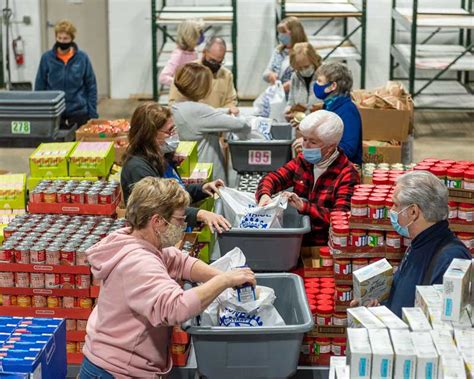 Feeding Medina County food distribution in Wadsworth accepts local produce – Wadsworth Community ...